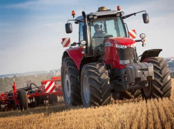 Новые образцы сельхозтехники показали на выставке «День поля» в Ставропольском крае