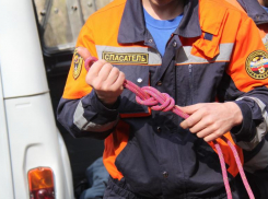 Ставропольские спасатели подняли тело пожилой женщины со дна колодца