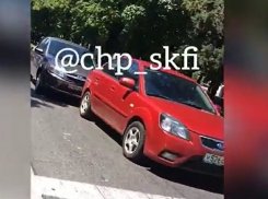 Тройное ДТП перед пешеходным переходом произошло в центре Ставрополя