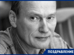 Сегодня свой день рождения отмечает поэт и прозаик Олег Воропаев