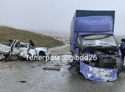 Два человека погибли в аварии на подъеме к Ставрополю
