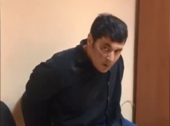 Мужчина напал на полицейского с ножом в центре Ставрополя