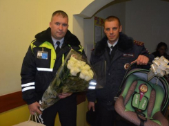 Беременная женщина вовремя попала в роддом благодаря помощи полицейских из МинВод