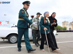 В День Победы на параде исполнили мечту 100-летнего ветерана Ставрополья