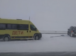 Детей-спортсменов перевозили на опасном транспорте в Ставрополе