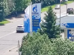 Причиной дефицита бензина на заправках Ставропольского края названы массовые слухи среди водителей