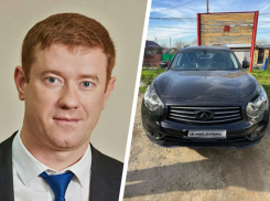 Infiniti осужденного экс‑замминистра ЖКХ Ставрополья Маслова продают за долги