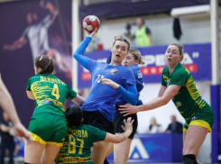 Гандболистки «Ставрополья» на своем паркете гостеприимно приняли девушек из Краснодара 