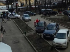 В одном из дворов Ставрополя водитель-лихач сбил ребенка