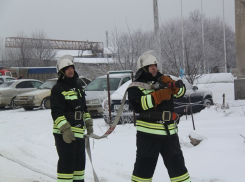 Склад с хлопком на 500 тысяч рублей загорелся на Ставрополье