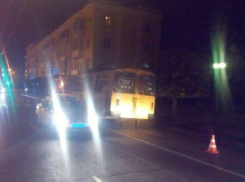 Две пассажирки пострадали после резкого торможения троллейбуса в центре Ставрополя