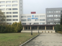  500 титановых эндопротезов ежемесячно готовы выдавать на оборонном заводе в Ставрополе 