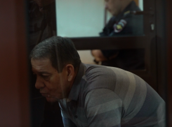 Экс-генерала МВД Александра Туривненко, оправданного по делу о заказном убийстве, вновь отправили в СИЗО