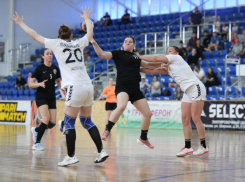 Уральские гастроли: первые матчи нового сезона гандболистки «Ставрополья» провели на выезде