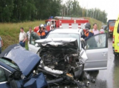 Иномарки и отечественная машина попали в крупное ДТП на Ставрополье