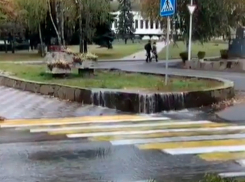 Водяной потоп в центре города Пятигорска попал на видео