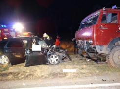 В столкновении с грузовиком на Ставрополье погибла 16-летняя девушка