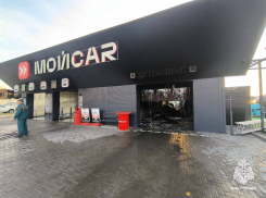 Автомойка сгорела на Михайловском шоссе в Ставрополе
