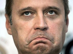 За испорченные рубашку и ушибленный палец Касьянов проведет реформу закона о казаках