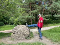 «Берем палки и идем в парк»: председатель комитета Совфеда выбрал для отдыха Кисловодск