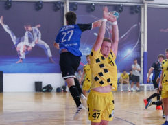 «Виктор» показал свою игру – и все получилось»: ставропольские гандболисты начали сезон с разгрома 