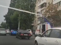 В Ставрополе на улице Серова загорелся частный дом