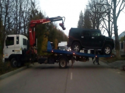 Задолжавший коллеге 1,5 миллиона рублей мужчина лишился элитного «Хаммера» на Ставрополье