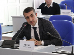 Слуга народа. Чем отличился депутат ставропольской думы Дионис Айтов