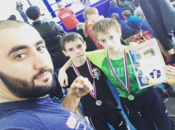 Ставропольские кикбоксеры взяли «золото» на ринге в Черкесске