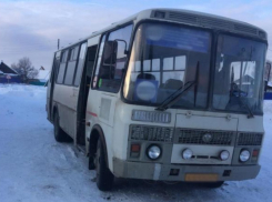 Дрифт по-ставропольски: в сети появилось видео с заносом автобуса
