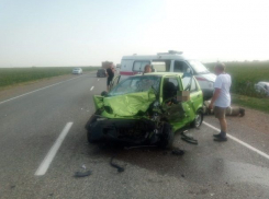 Женщина-водитель погибла в столкновении «Матиза» и «Лады-Ларгус» на Ставрополье