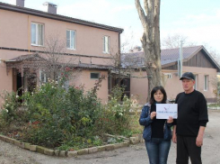 Жильцы ставропольского многоквартирного дома возмущены некачественным ремонтом кровли 