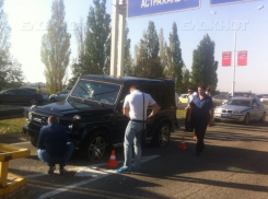 Видео задержания автоугонщика появилось в сети: он остановился, когда полиция открыла огонь