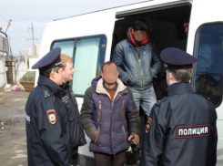 51-летняя ставропольчанка фиктивно прописала у себя дома пять иностранцев 