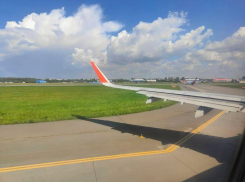 Летевший в Минеральные Воды самолет Azerbaijan Airlines экстренно вернулся в аэропорт Баку 