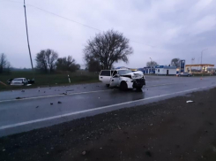 Двое ставропольцев погибли в аварии под Минеральными водами