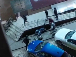 В Ставрополе в районе «Перспективный» двое неизвестных избили мужчину с ребенком