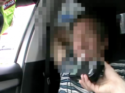 В Буденновске пьяный водитель КамАЗа разъезжал по городу в поисках парковки