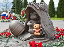 Российский союз молодежи предложил установить памятник в Пятигорске жертвам теракта в Беслане 