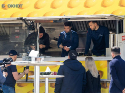 Привидение в доме губернатора и толпы людей в центре Ставрополя удивили  ведущих «Поваров на колесах»