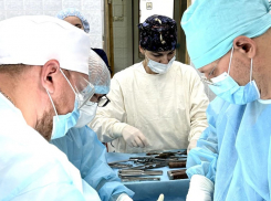 В Ставропольском крае впервые провели замену коленного сустава в профильном центре