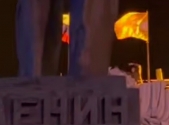 Снайперы танцуют на крыше правительства? Концерт МакSим в Ставрополе встретили преданные фанаты 