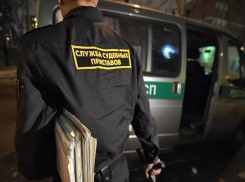 Неплательщик продал арестованный Mercedes-Benz на Ставрополье