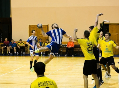 Две выездные победы вывели ставропольский «Динамо-Виктор» в группу лидеров Суперлиги