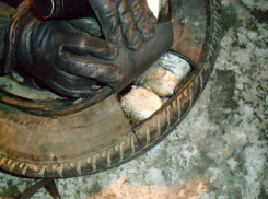 1,5 кг героина прятали в «запаске» драгдилеры в  Пятигорске