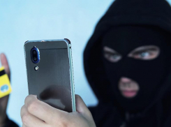 Житель ставропольского поселка отдал 410 тысяч рублей телефонному мошеннику