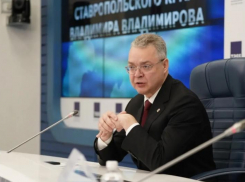 Увидеть, услышать, а теперь и почитать? Власти Ставрополья продолжают дербанить краевой бюджет на собственный пиар