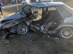 В жуткой аварии погиб водитель из Ставрополя