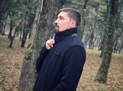 Дима Билан гулял по парку и снял забавное видео о «кавказской белке» в Ессентуках 