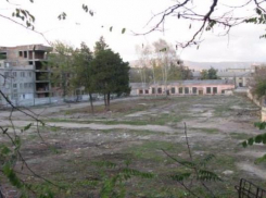 На месте нарзанного завода в центре Кисловодска построят платную парковку